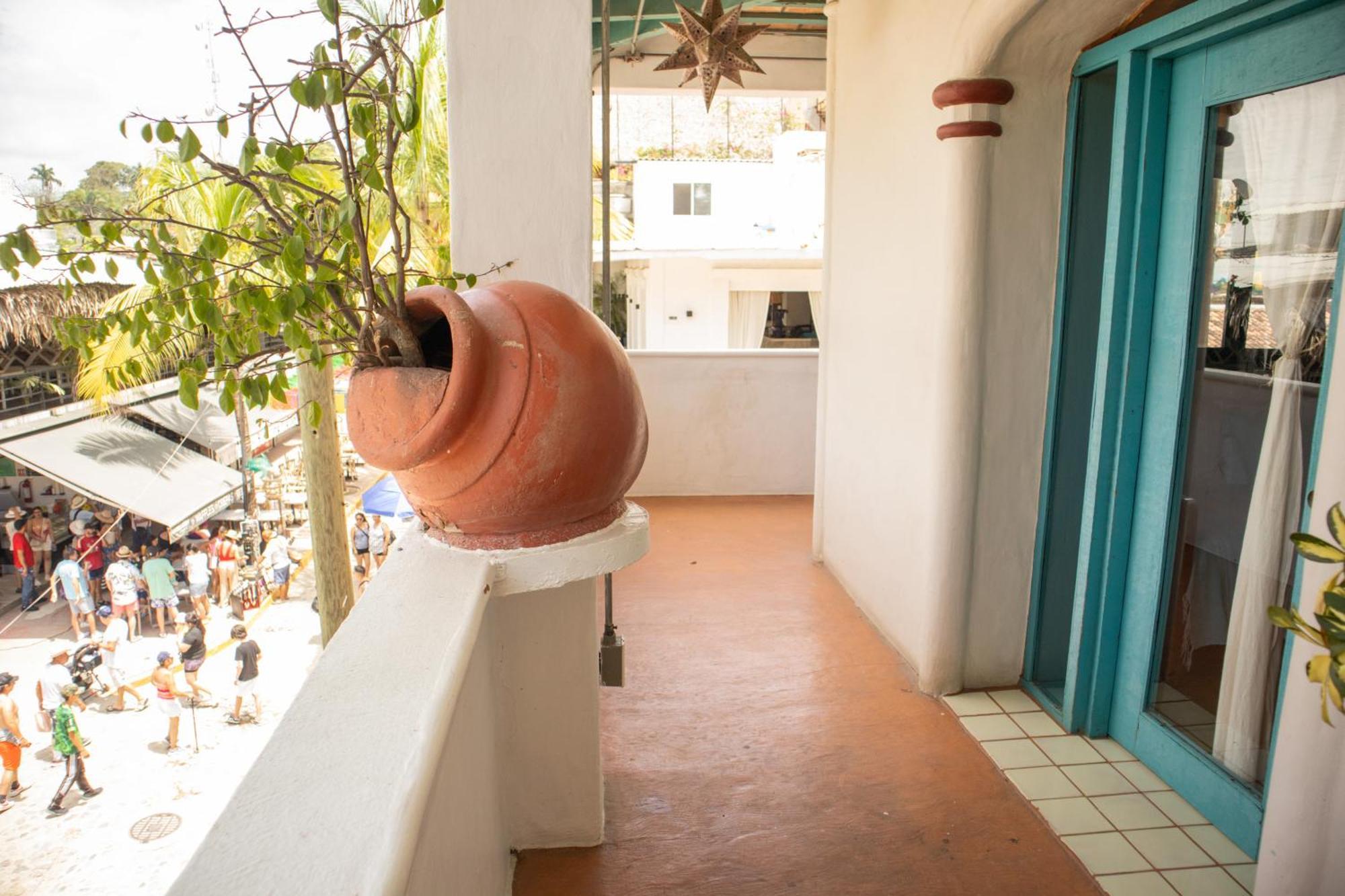 Sayulita Central Hotel