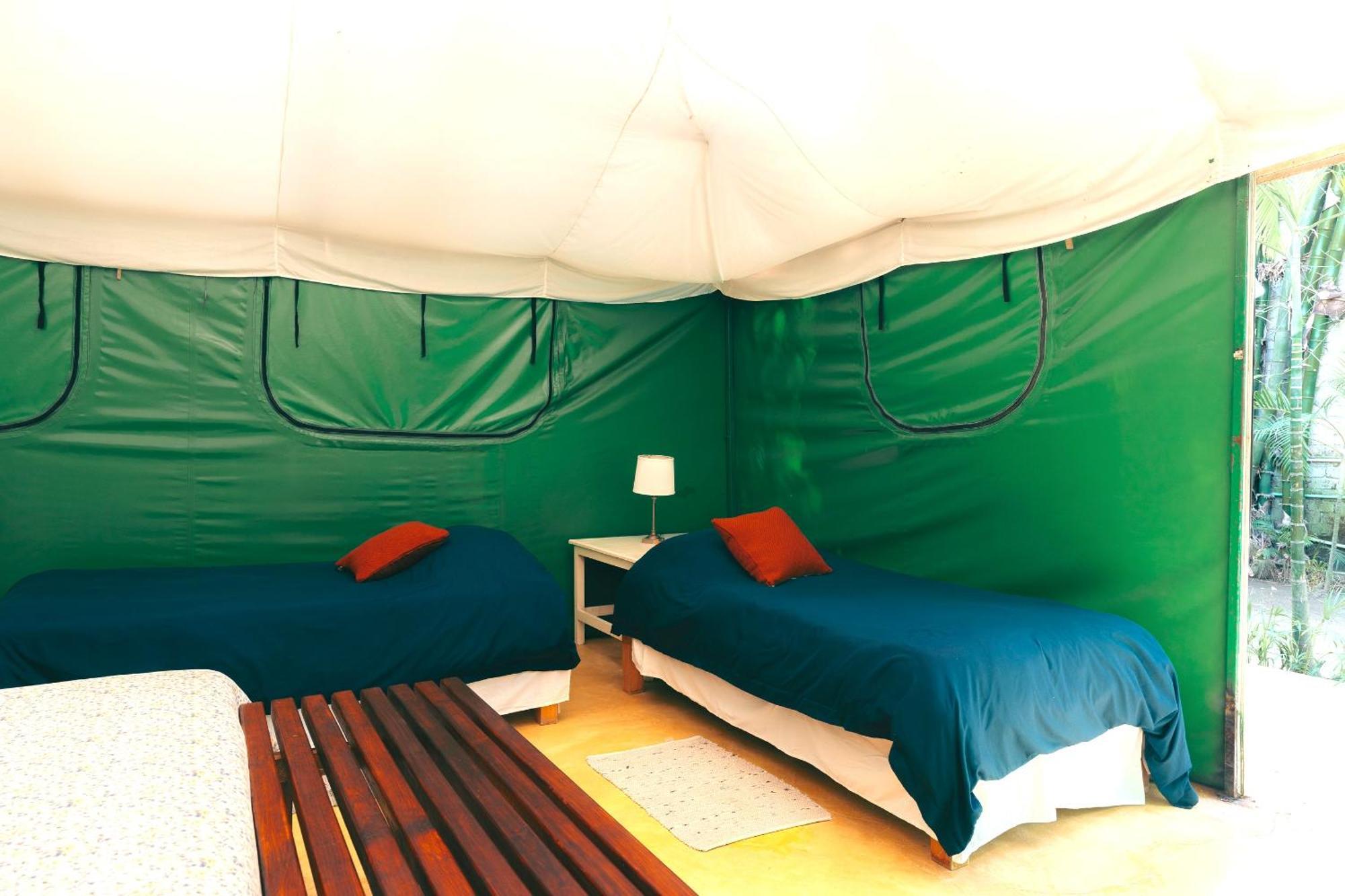 Hotel Junto Al Rio &