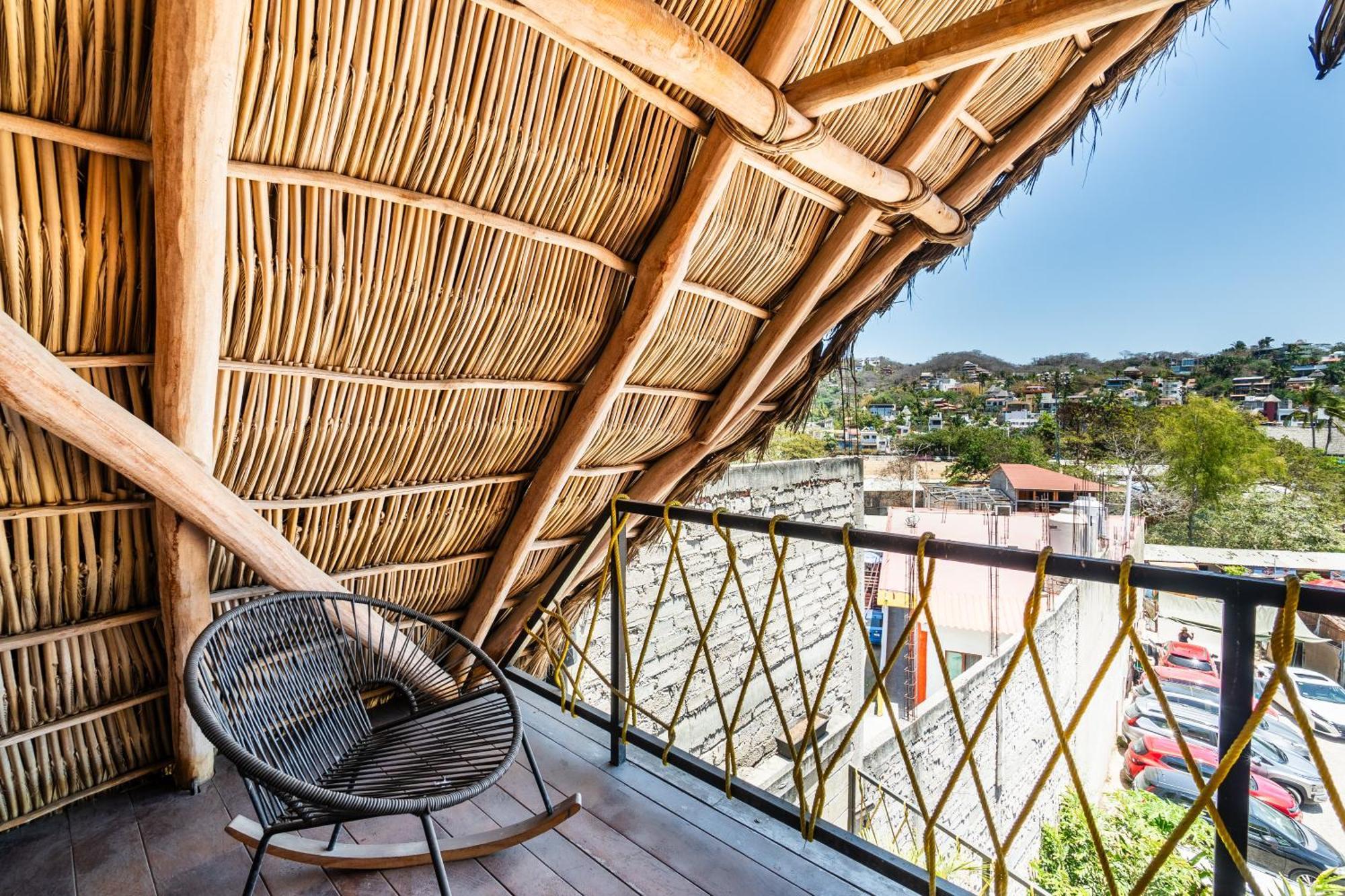 Papelillo Lofts Aparthotel 4*