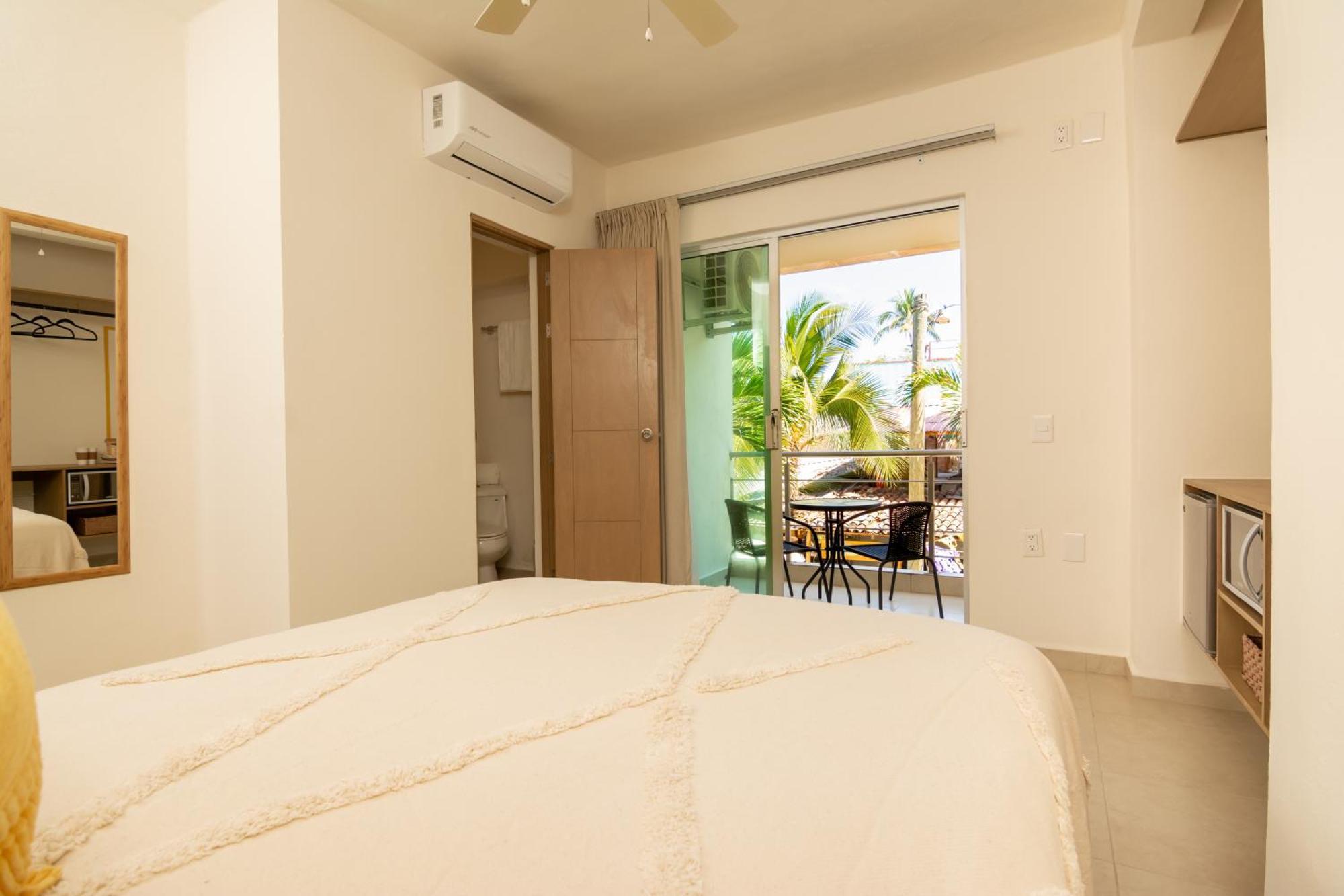 Ma-jo Hotel 3*