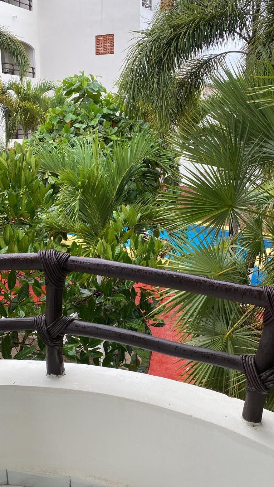 Y Encantos Sayulita