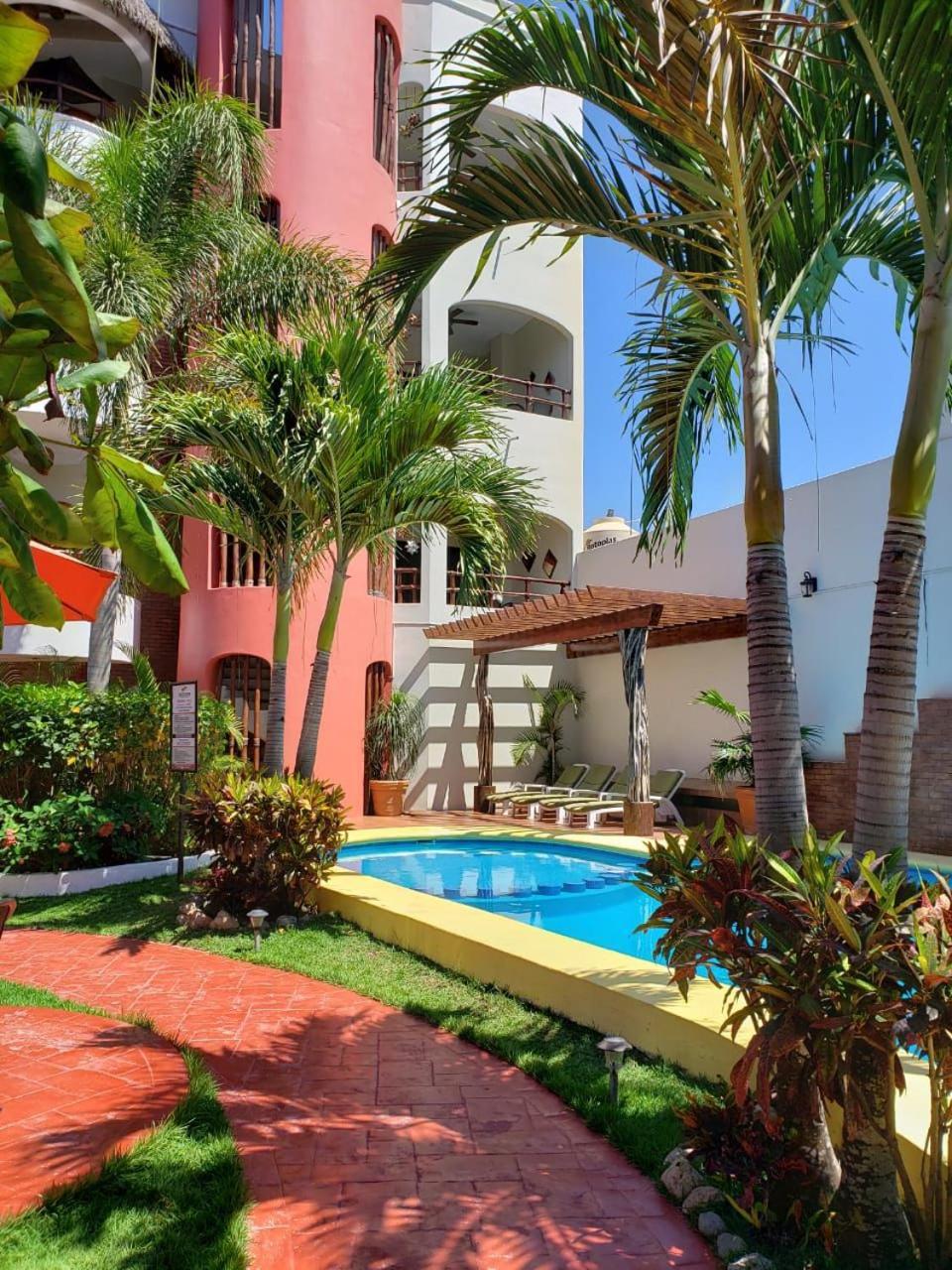 Hotel Y Encantos