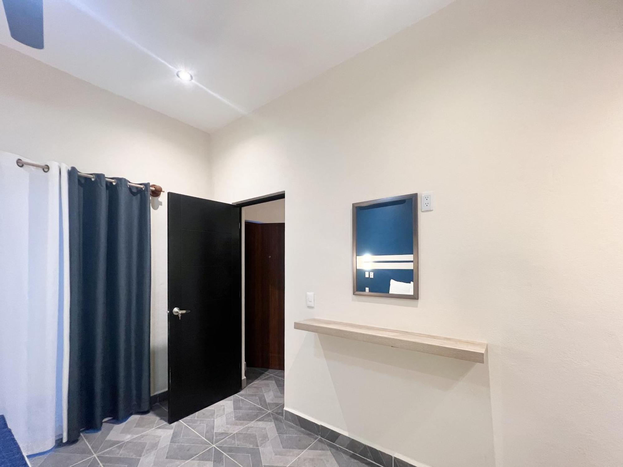 Apartment Casa Caracol, Prime Location, Pristine, Newly Renovated *