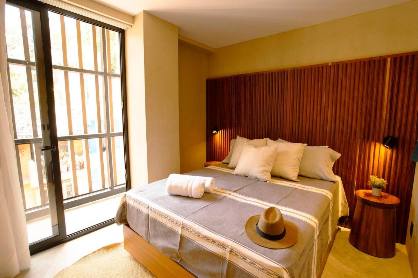 Stylish Downtown With Pool Jacuzzi Gym And Parking Apartment *