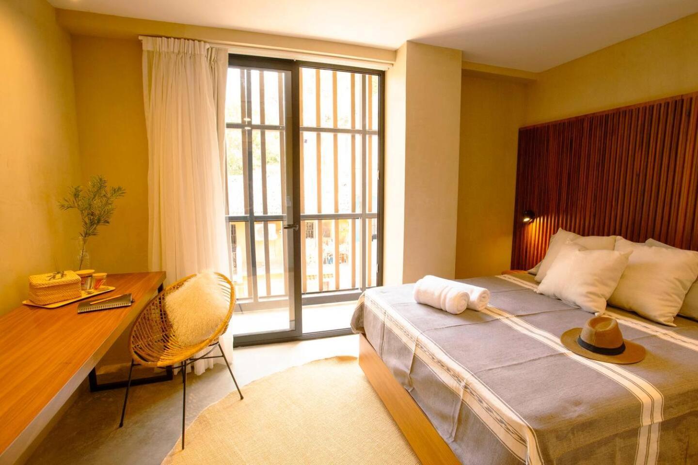 Apartment Stylish Downtown With Pool Jacuzzi Gym And Parking *