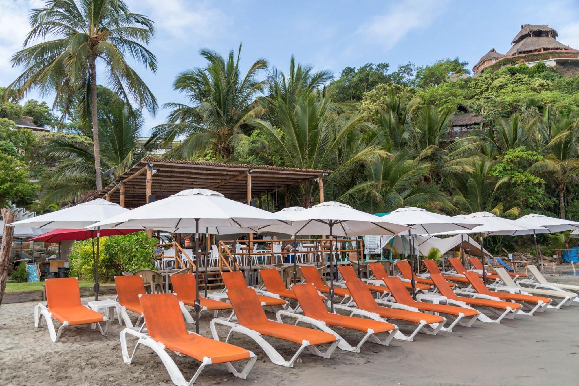 Hotel Ysuri - Beachfront