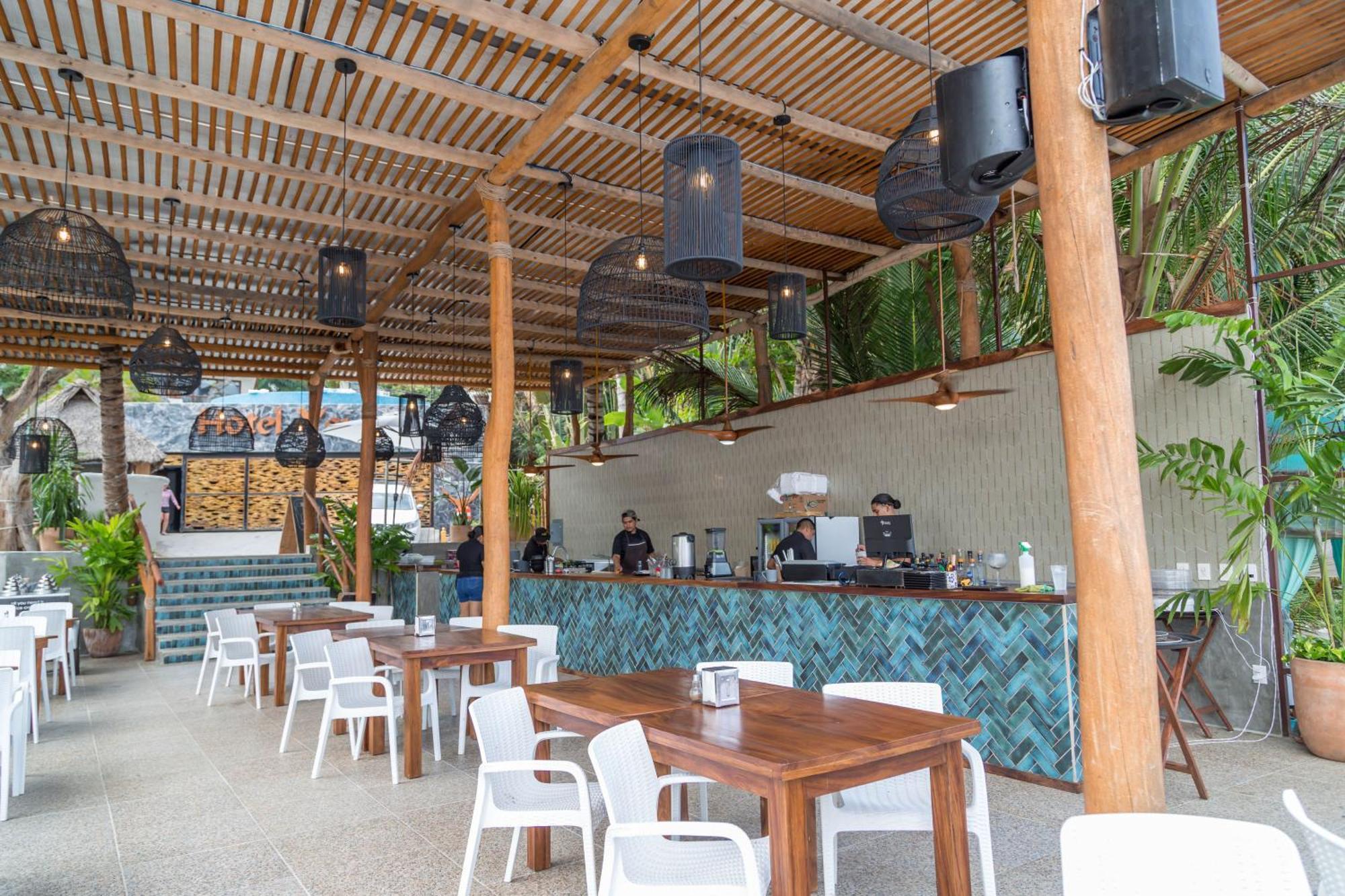 Ysuri - Beachfront Hotel 5*