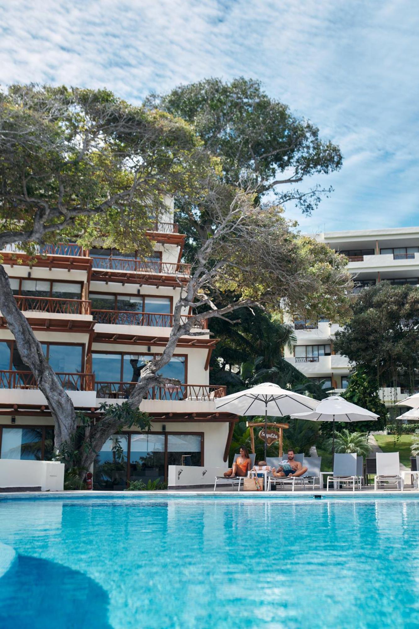 Ysuri - Beachfront Hotel 5*
