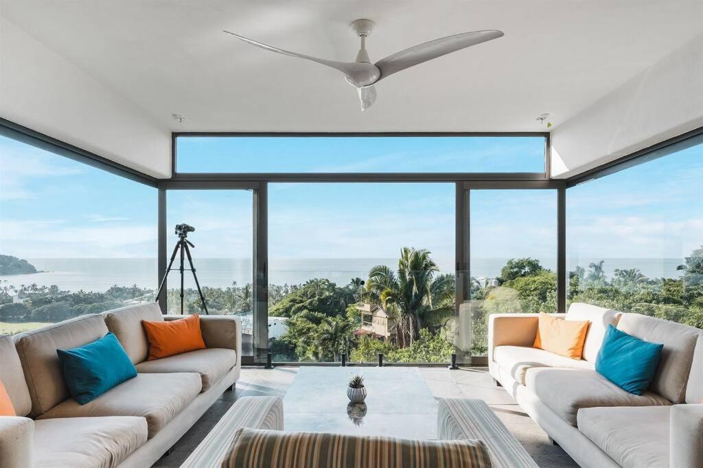 Villa Stunning Ocean Views 2 Pools 10 Min Walk To