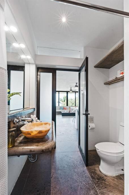 Stunning Ocean Views 2 Pools 10 Min Walk To Villa *