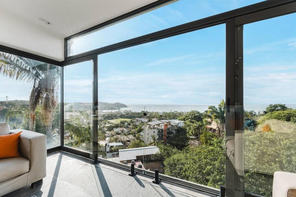 Stunning Ocean Views 2 Pools 10 Min Walk To Villa