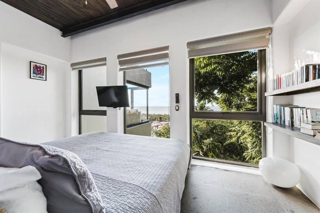 Stunning Ocean Views 2 Pools 10 Min Walk To Villa *