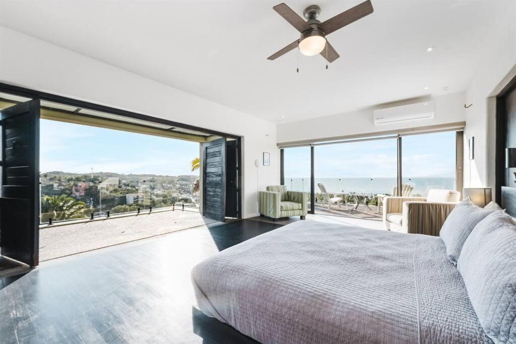 Stunning Ocean Views 2 Pools 10 Min Walk To Villa *