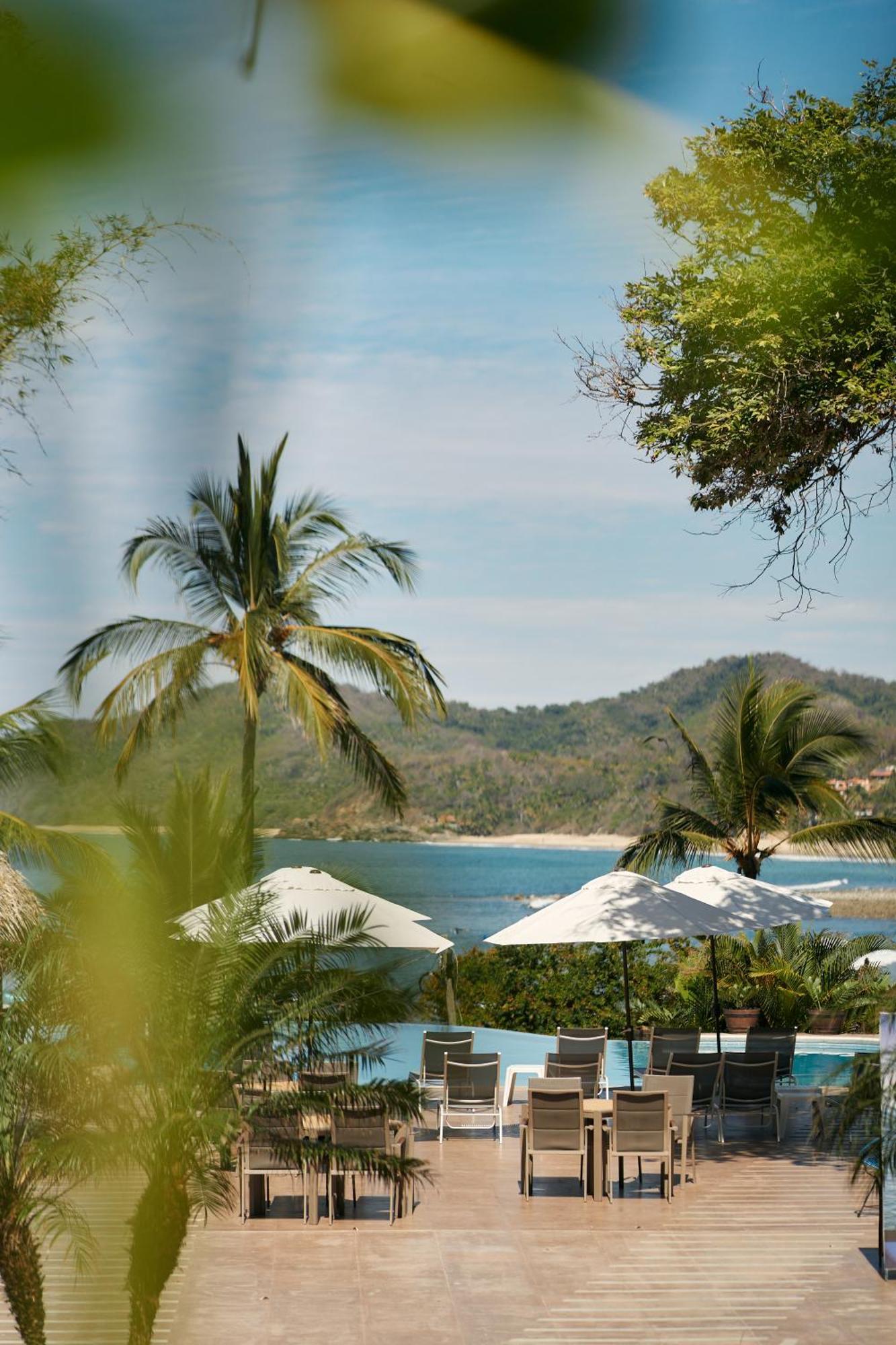 Ysuri - Beachfront Hotel 5*