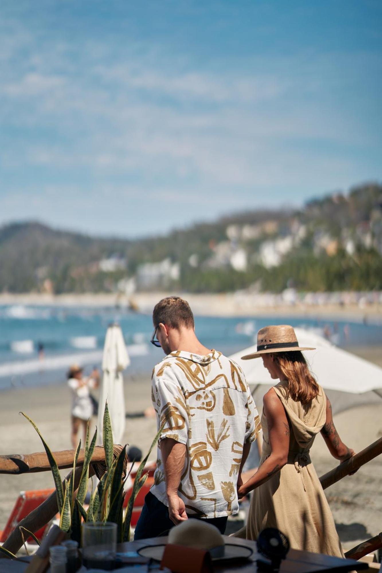Hotel Ysuri - Beachfront 5*