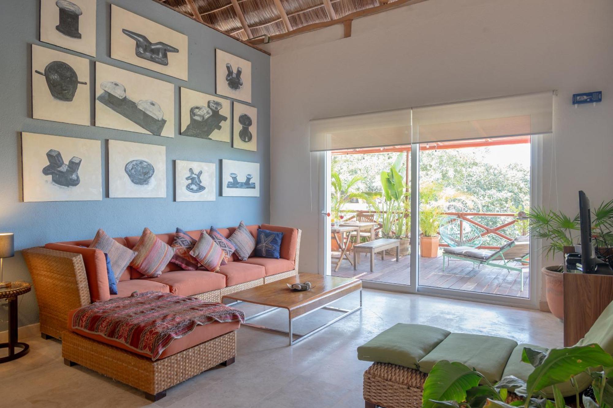 Dreamhaus Pajaro De Fuego