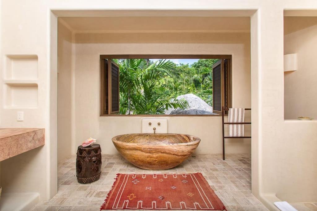 Casa Naga Fully Staffed Luxury Experience