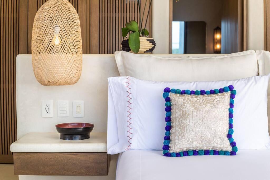 Casa Naga Fully Staffed Luxury Experience Villa