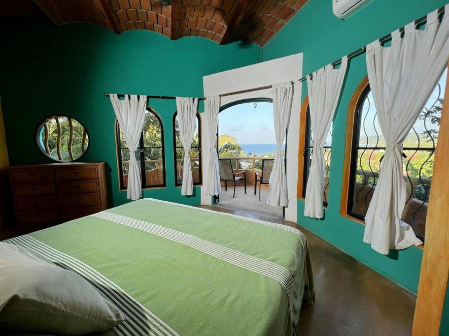 Mexican Retreat - 3br - Ocean & Mountain Views, Great Location, Wifi * Sayulita