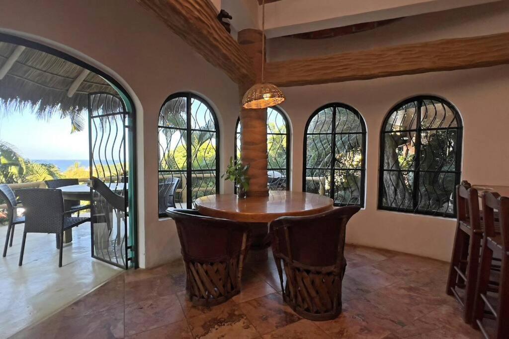 Mexican Retreat - 3br - Ocean & Mountain Views, Great Location, Wifi Sayulita