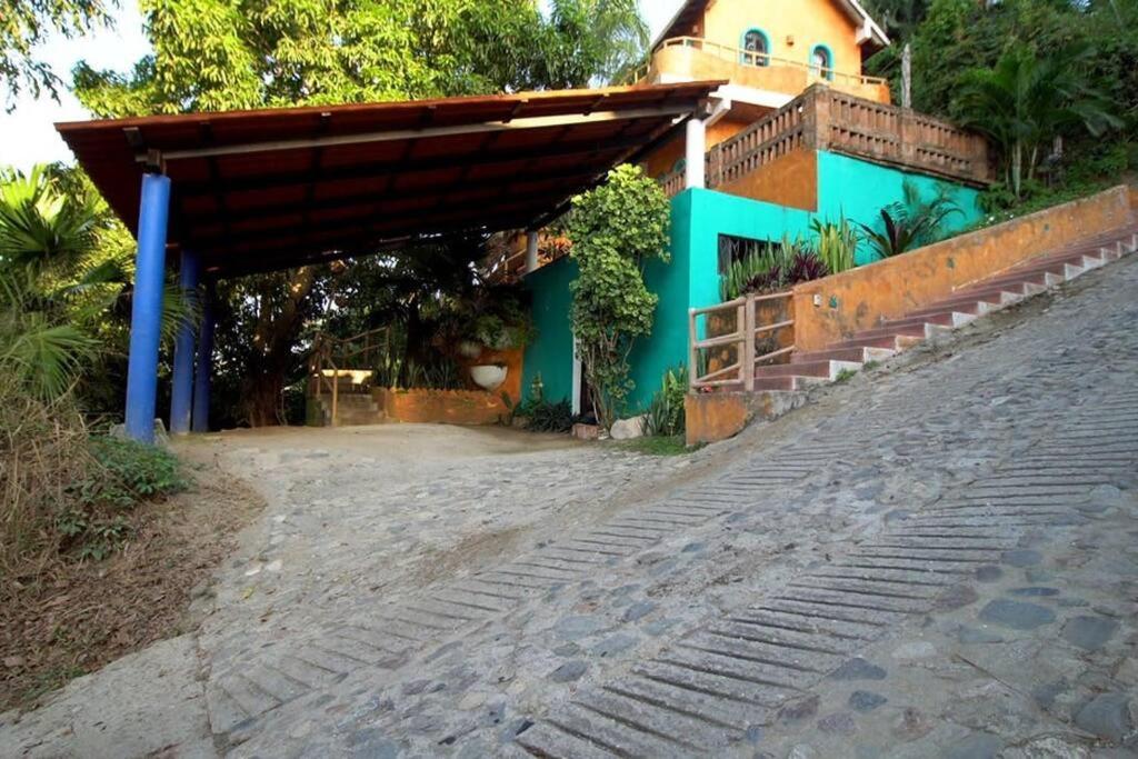 Holiday home Mexican Retreat - 3br - Ocean & Mountain Views, Great Location, Wifi