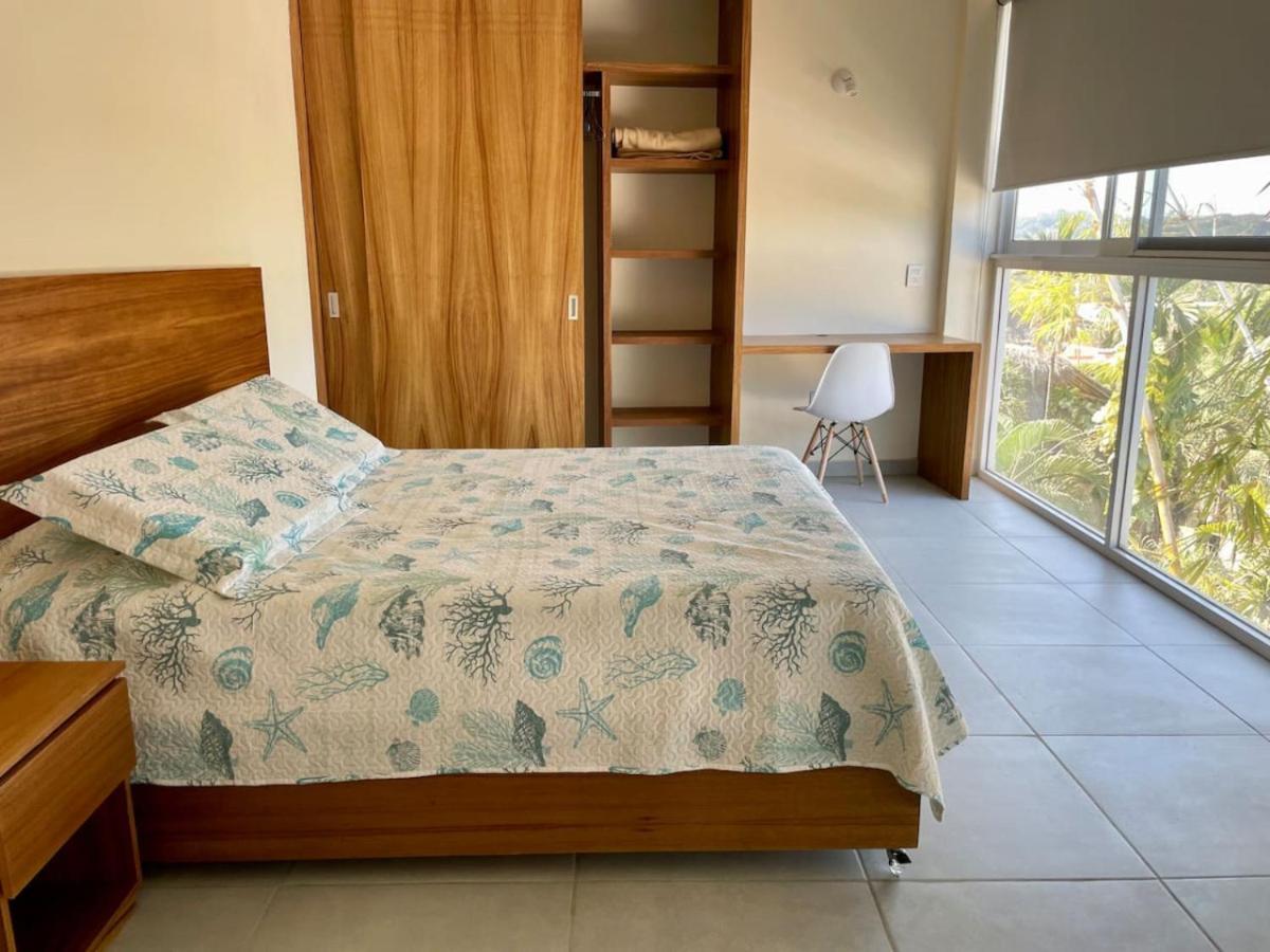 Aqua Reef Apt 2