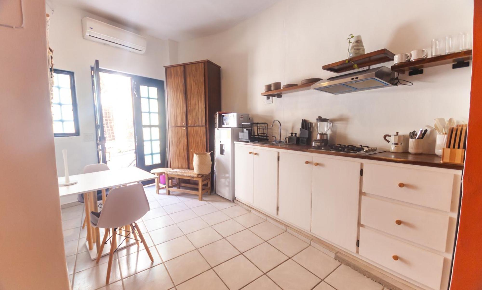 Apartment 500Mbps, Steps To Beach & Downtown, Kingbed