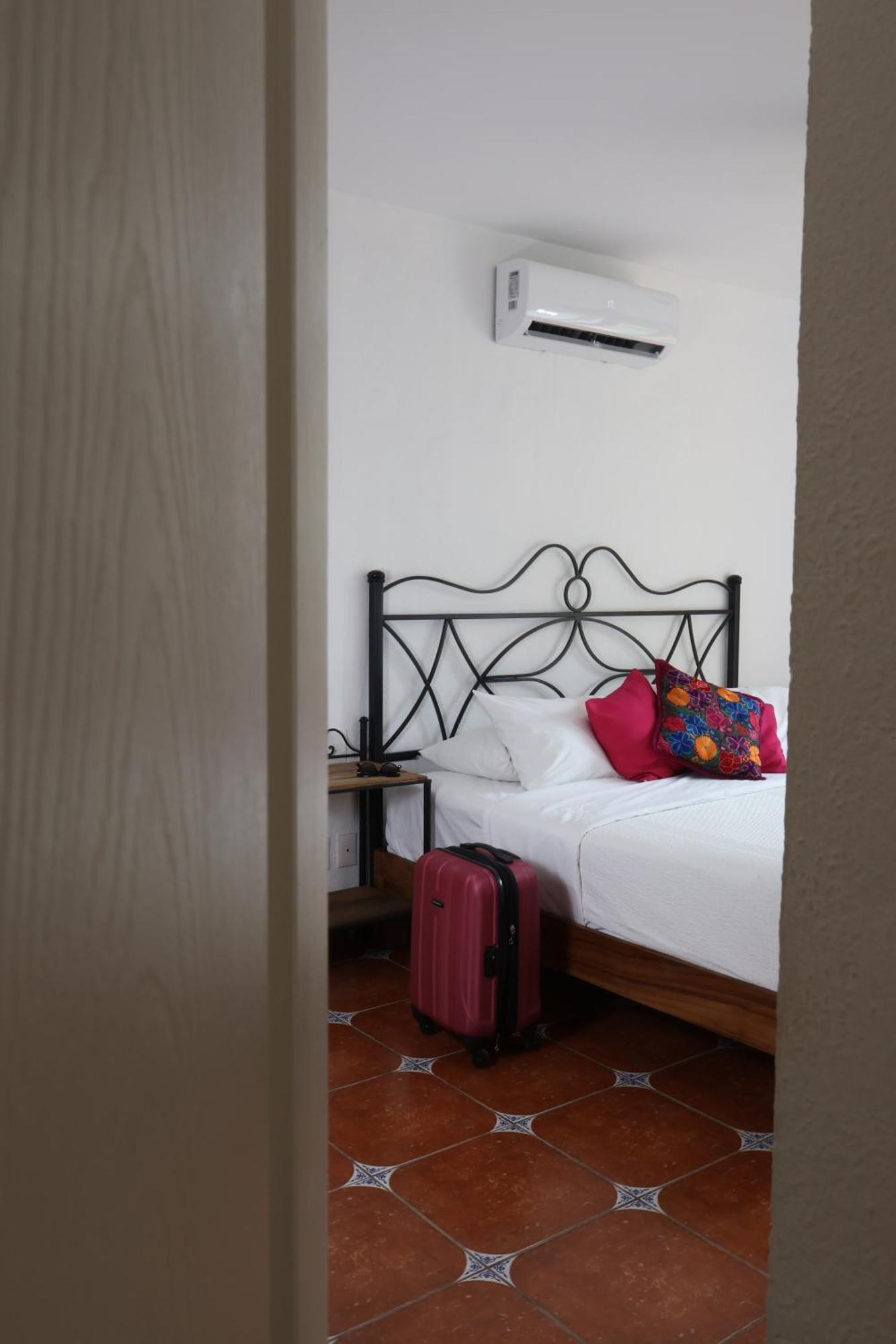 El Pueblito De Hotel