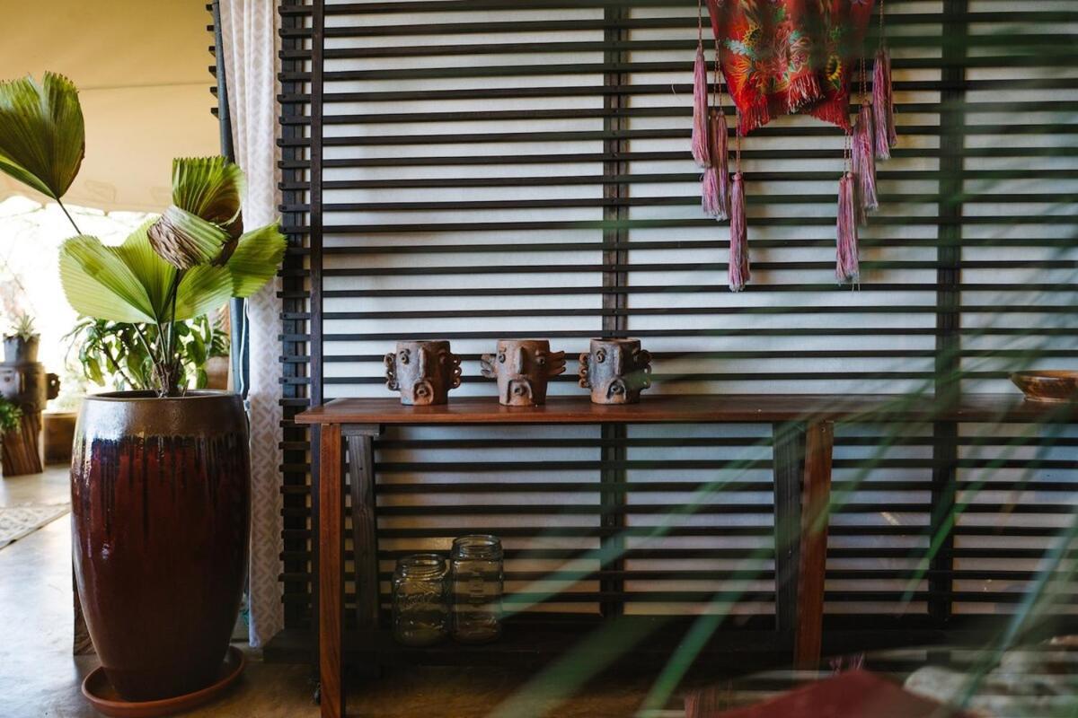 Beautiful Hill Bohemian Living Holiday home