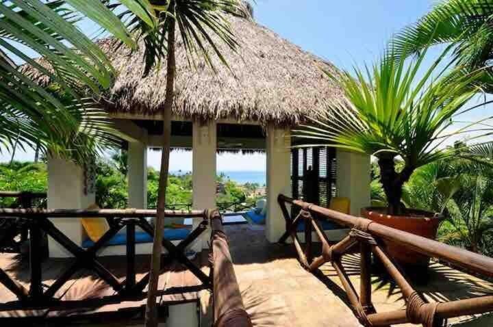 Villa Paraiso Tropical Casa Flores *