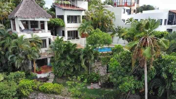 Paraiso Tropical Casa Flores
