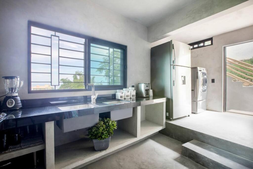 Breath-taking View 2 Bd/ 2 Bedroom /casa Jaguar *