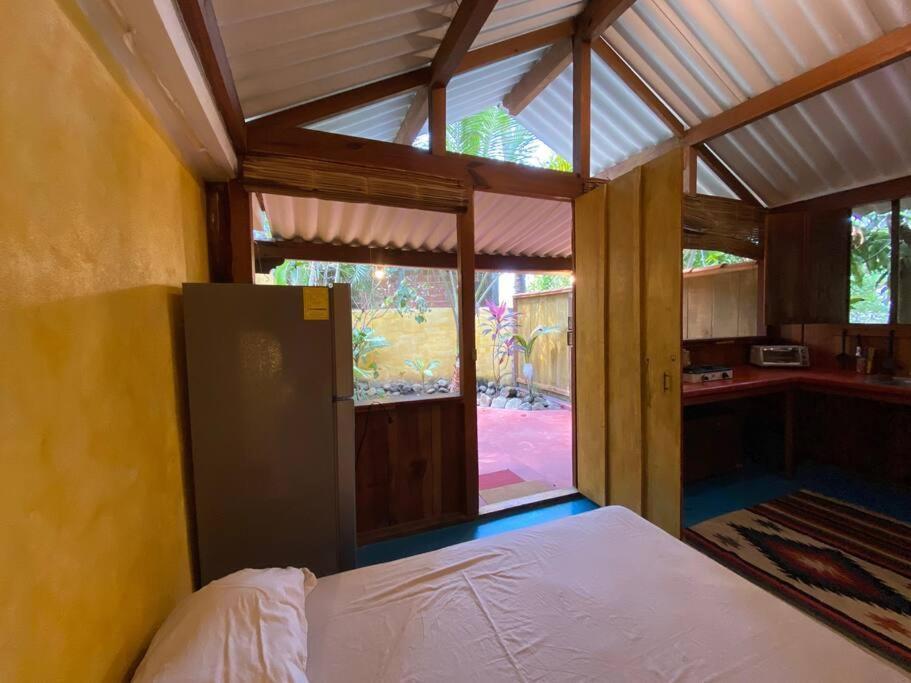 1bed *