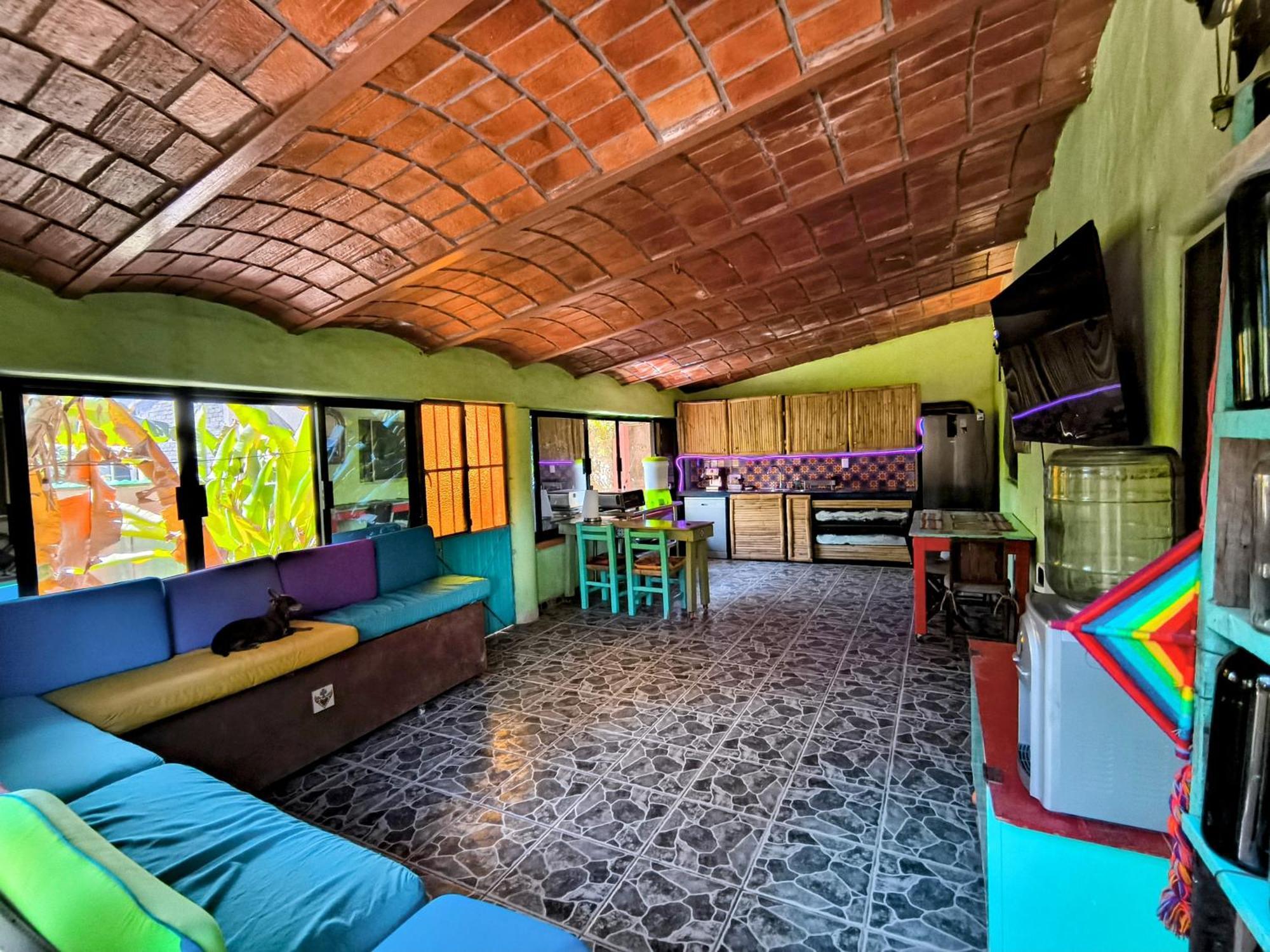 Casa Rosa Aparthotel *