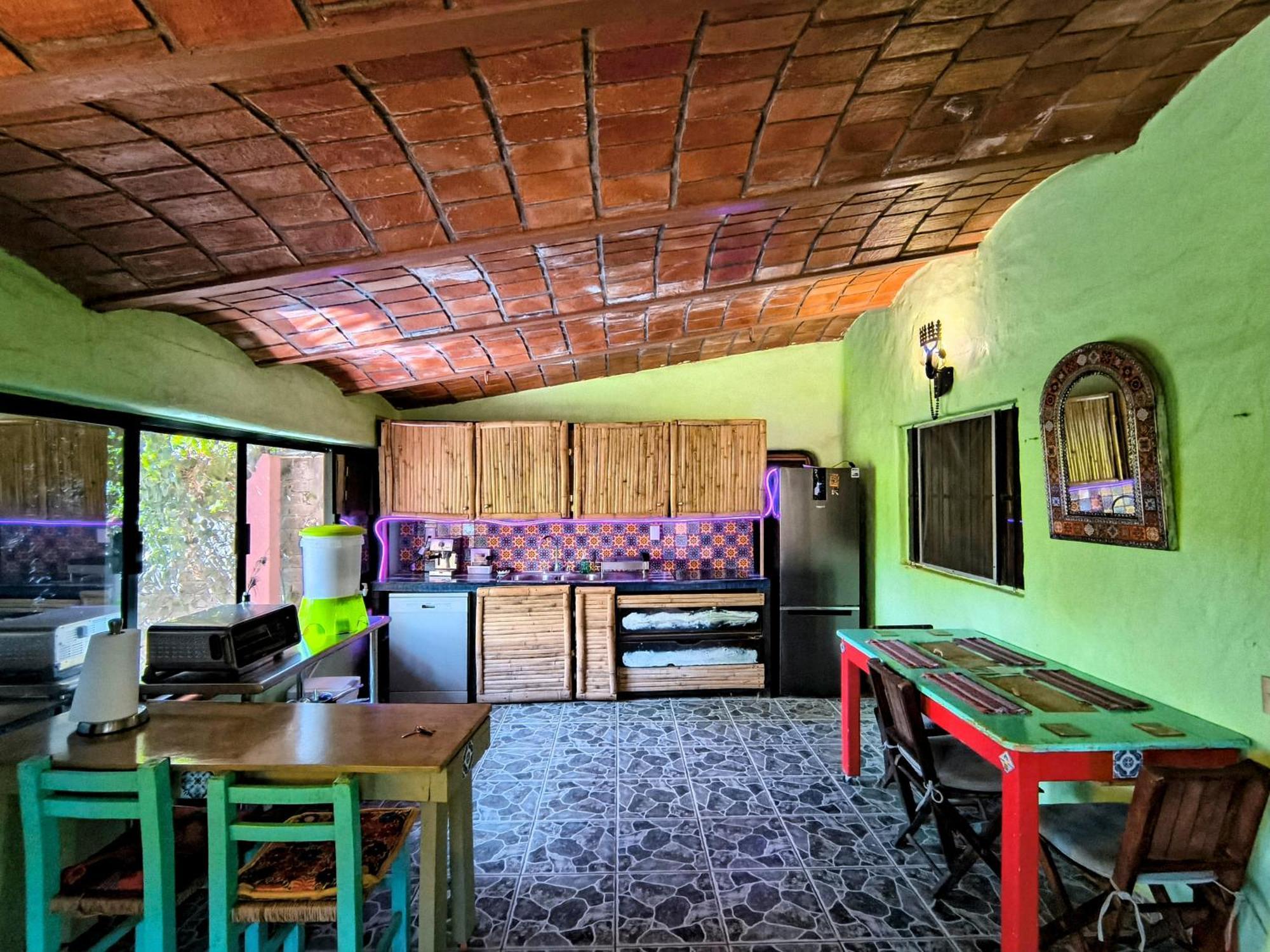 Casa Rosa Aparthotel Sayulita