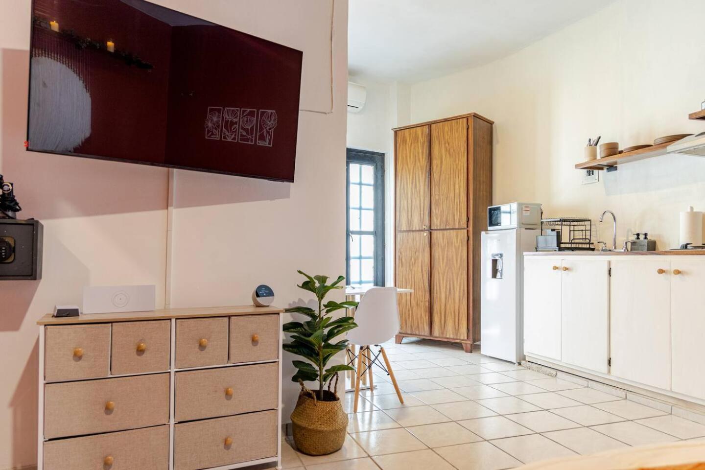 Apartment 500Mbps, Steps To Beach & Downtown, Kingbed