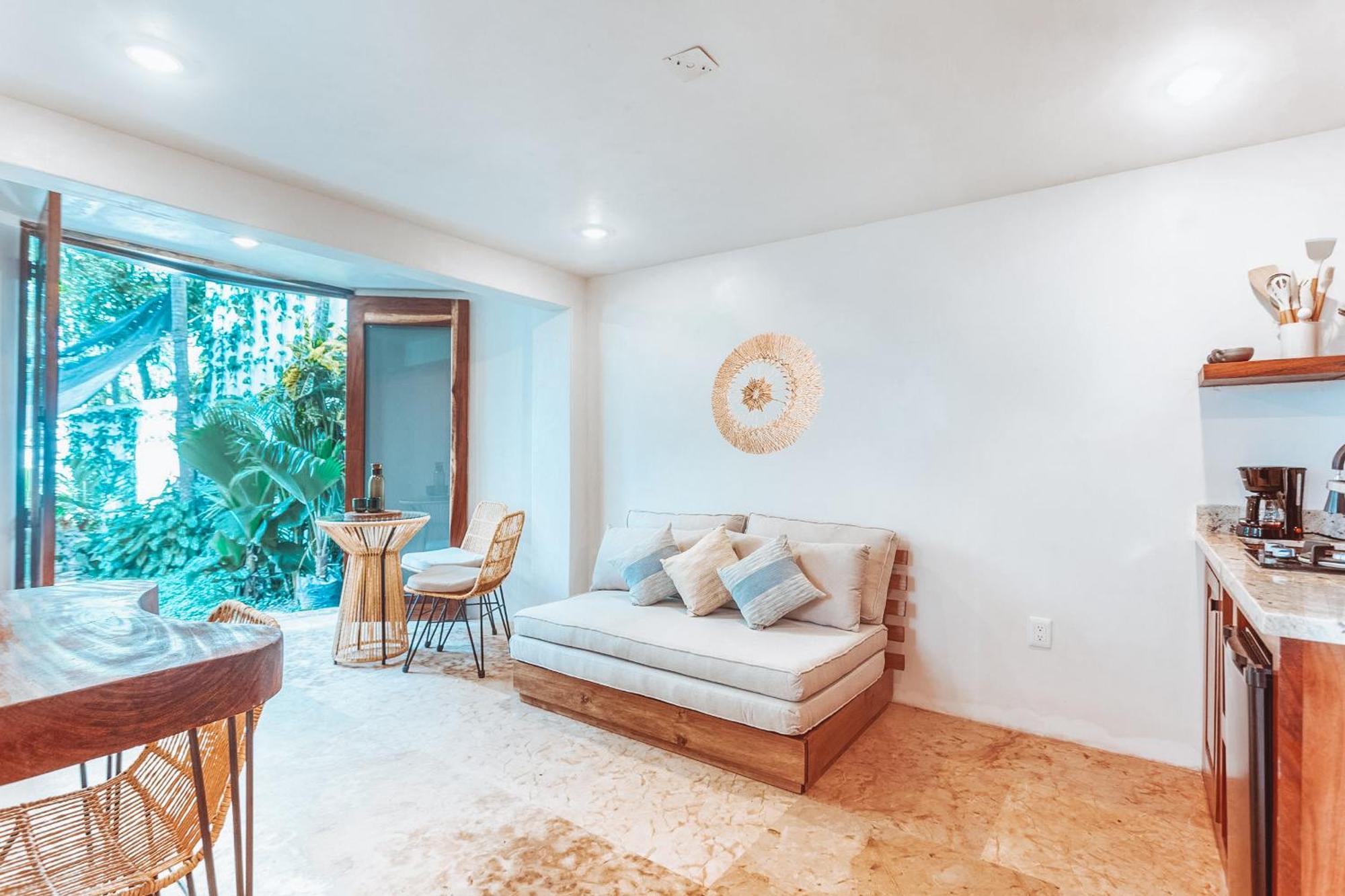Amari Boutique 4*