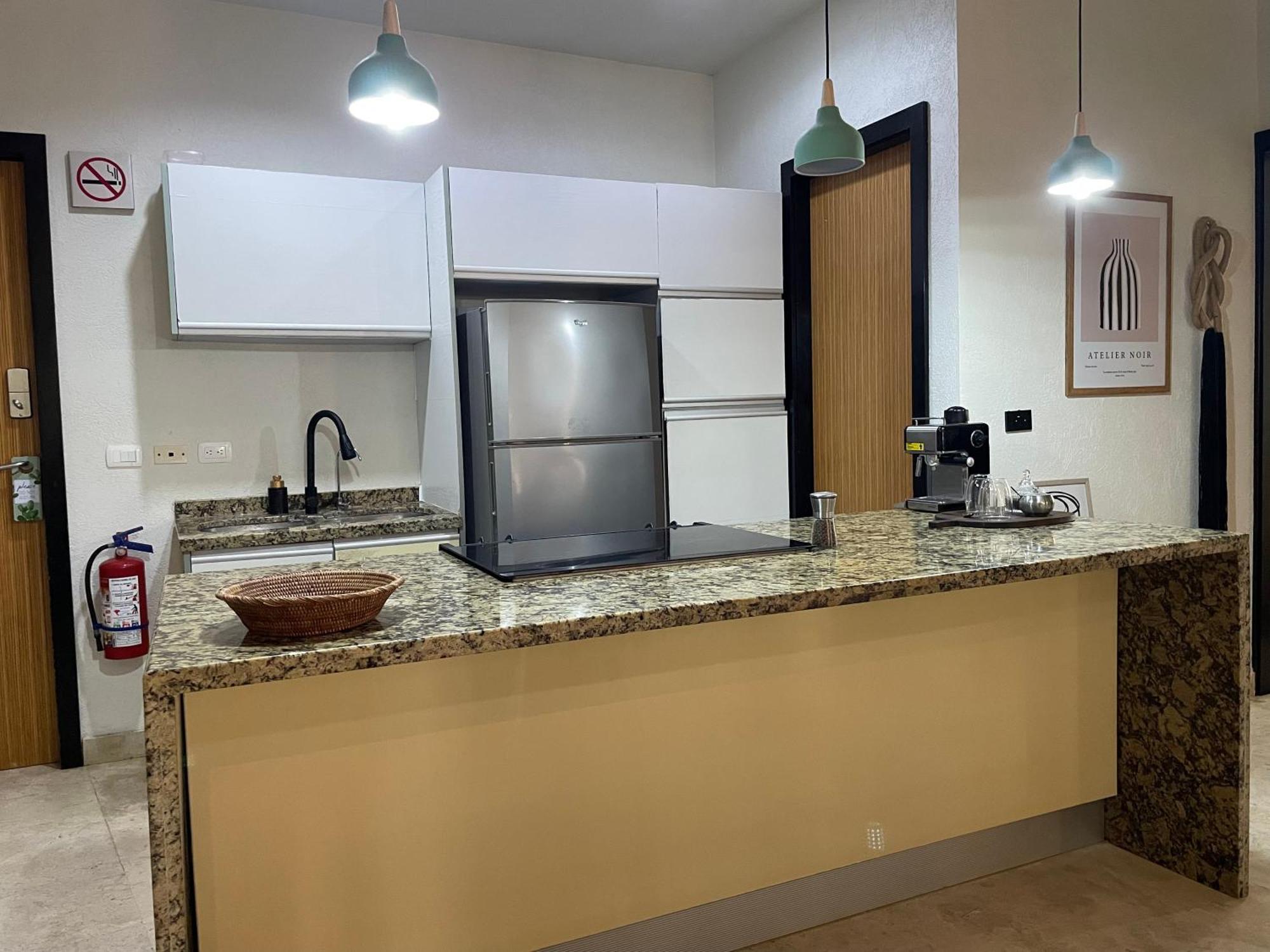 Aparthotel Pajaro De Fuego -