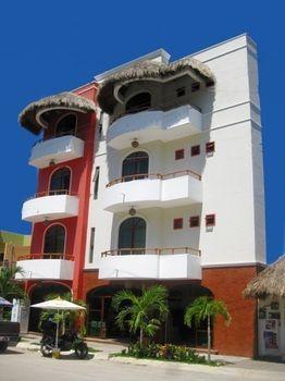 Y Encantos Hotel
