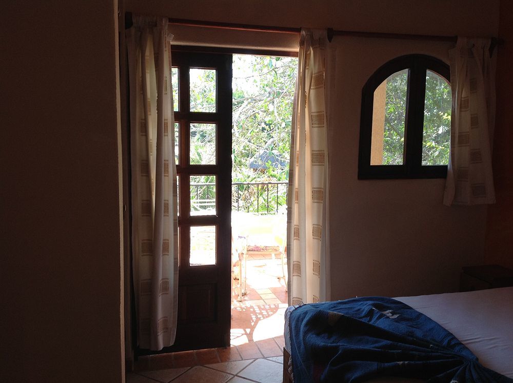 Vista Hotel 2*