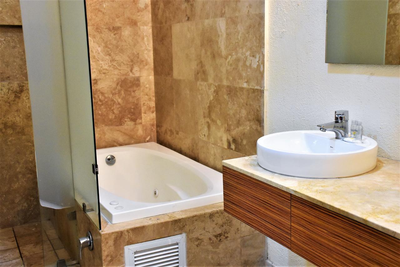 The Phoenix 3* Sayulita