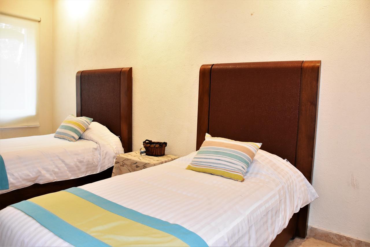 The Phoenix 3* Sayulita