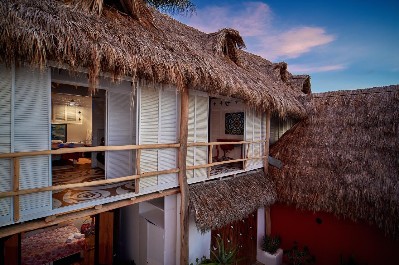 Casa Inn *