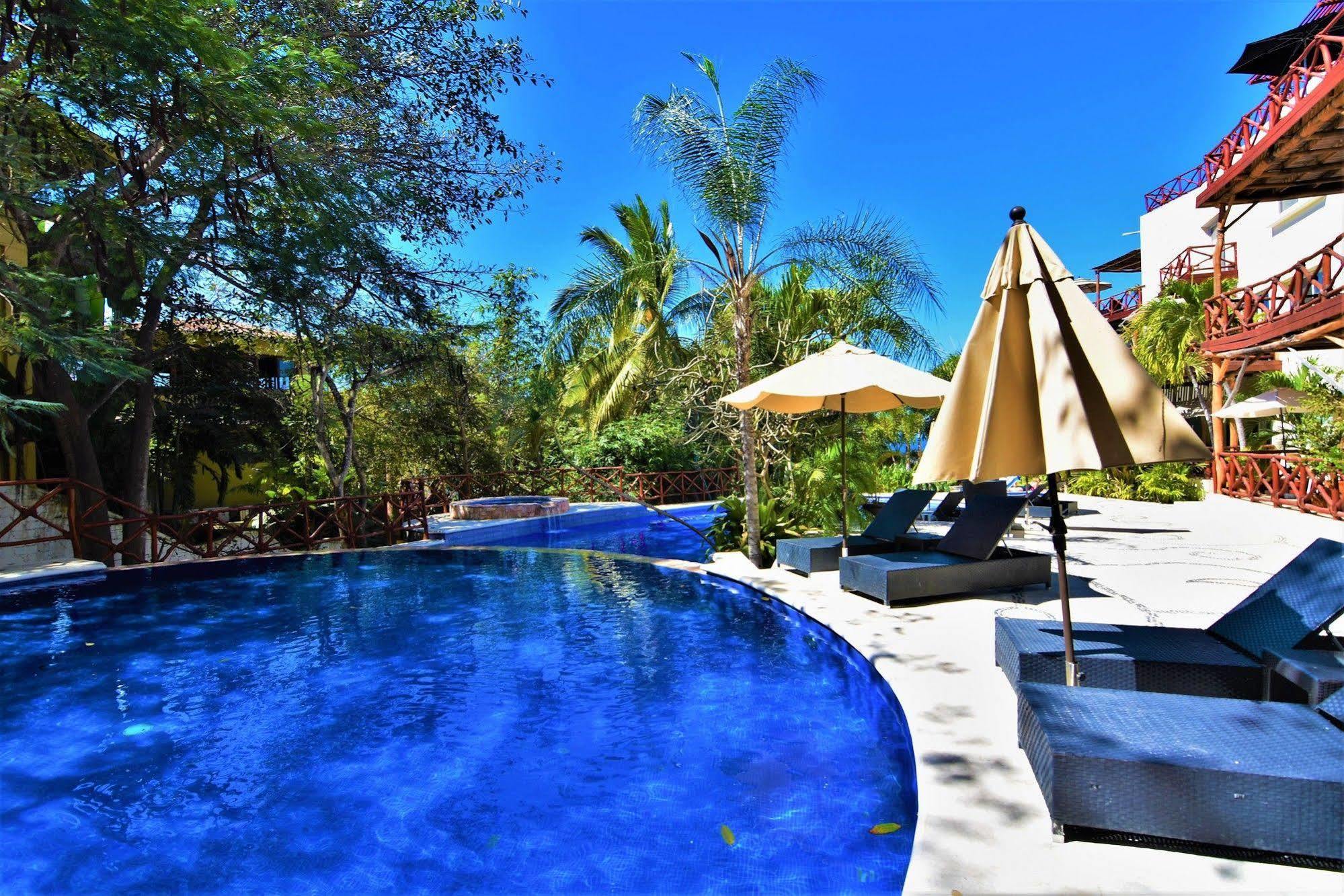 Apartahotel The Phoenix 3*