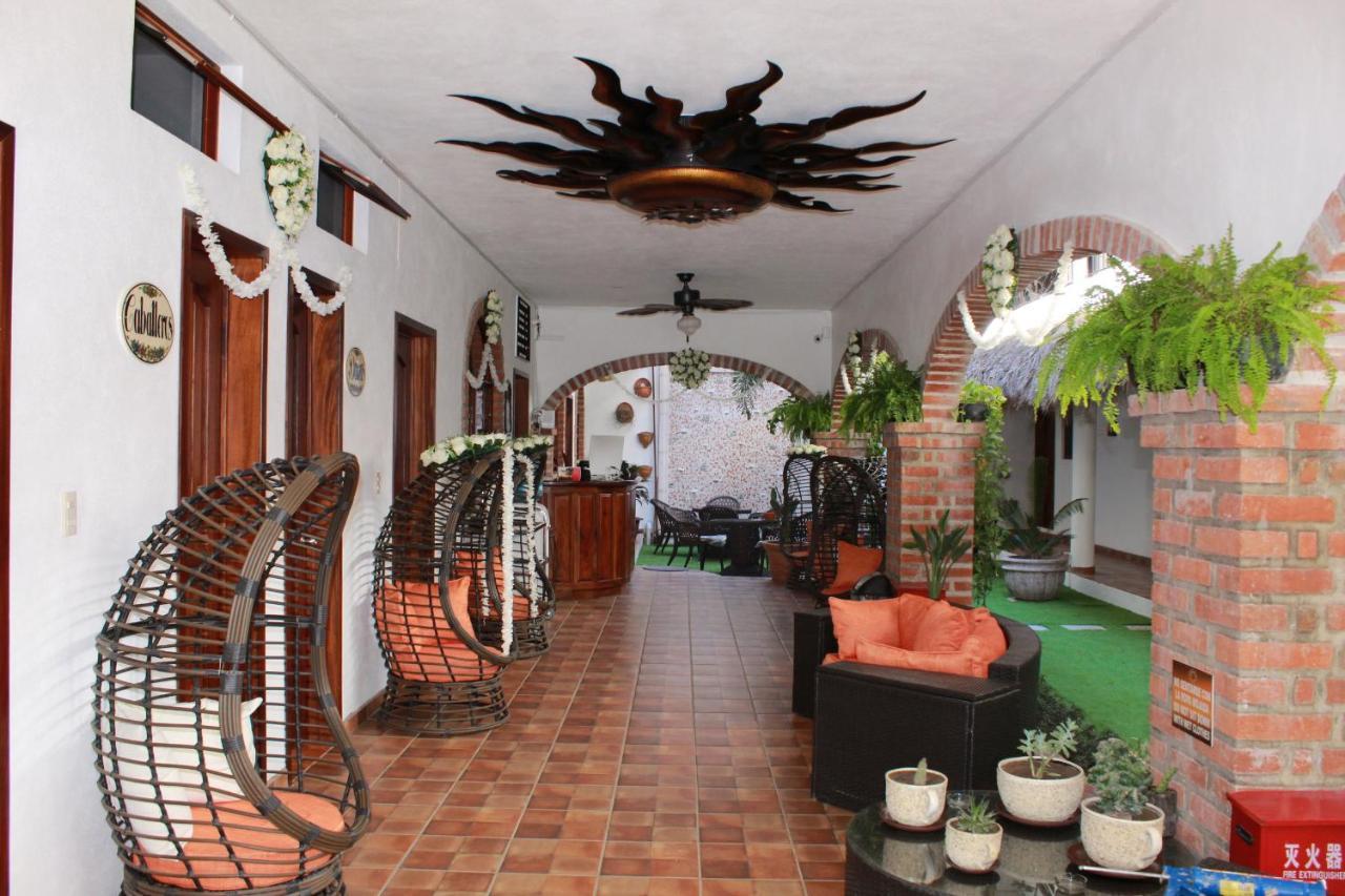 Amalia Hotel 3*