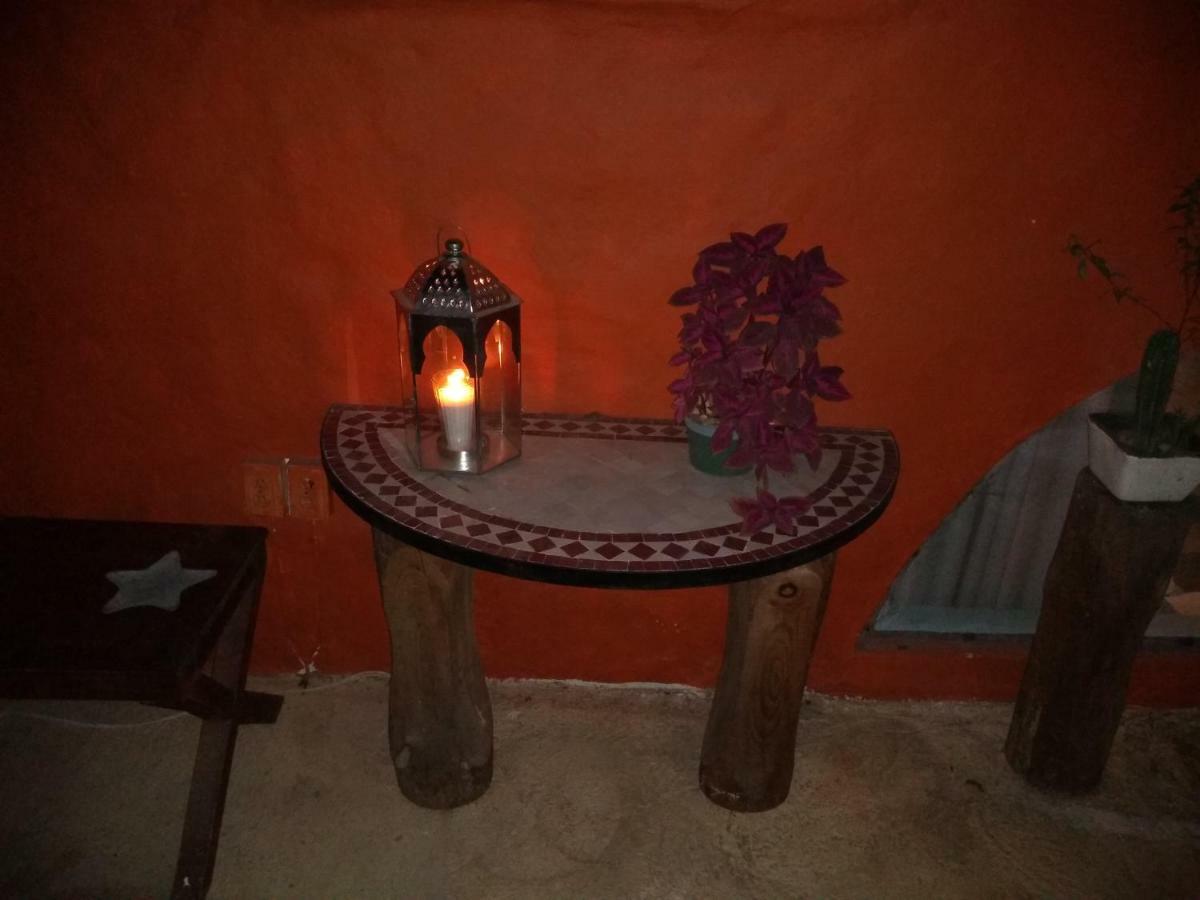 Lola Sayulita