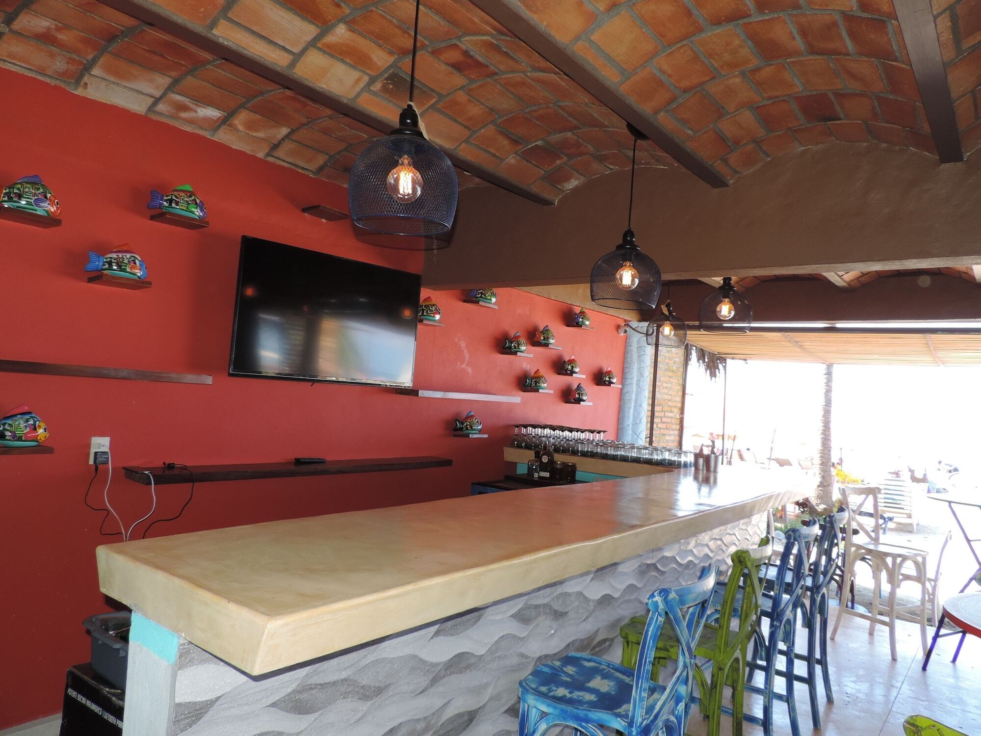Peix Hotel 2*