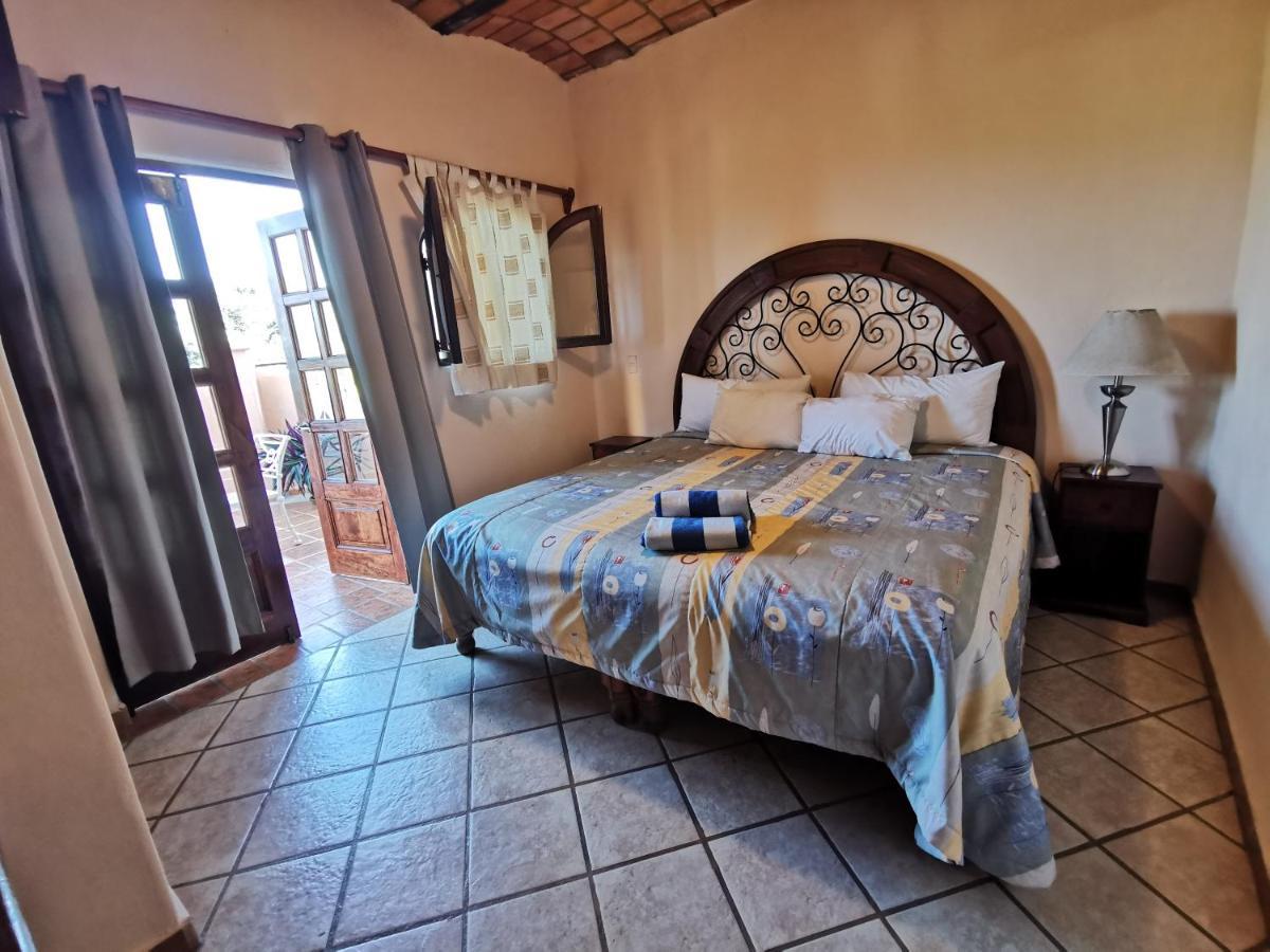 Vista Hotel 2*