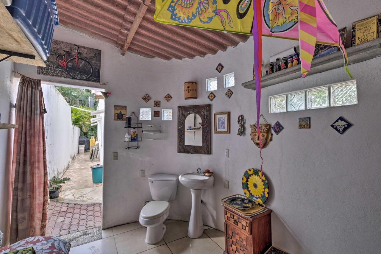 Tropical With Patio And Access!