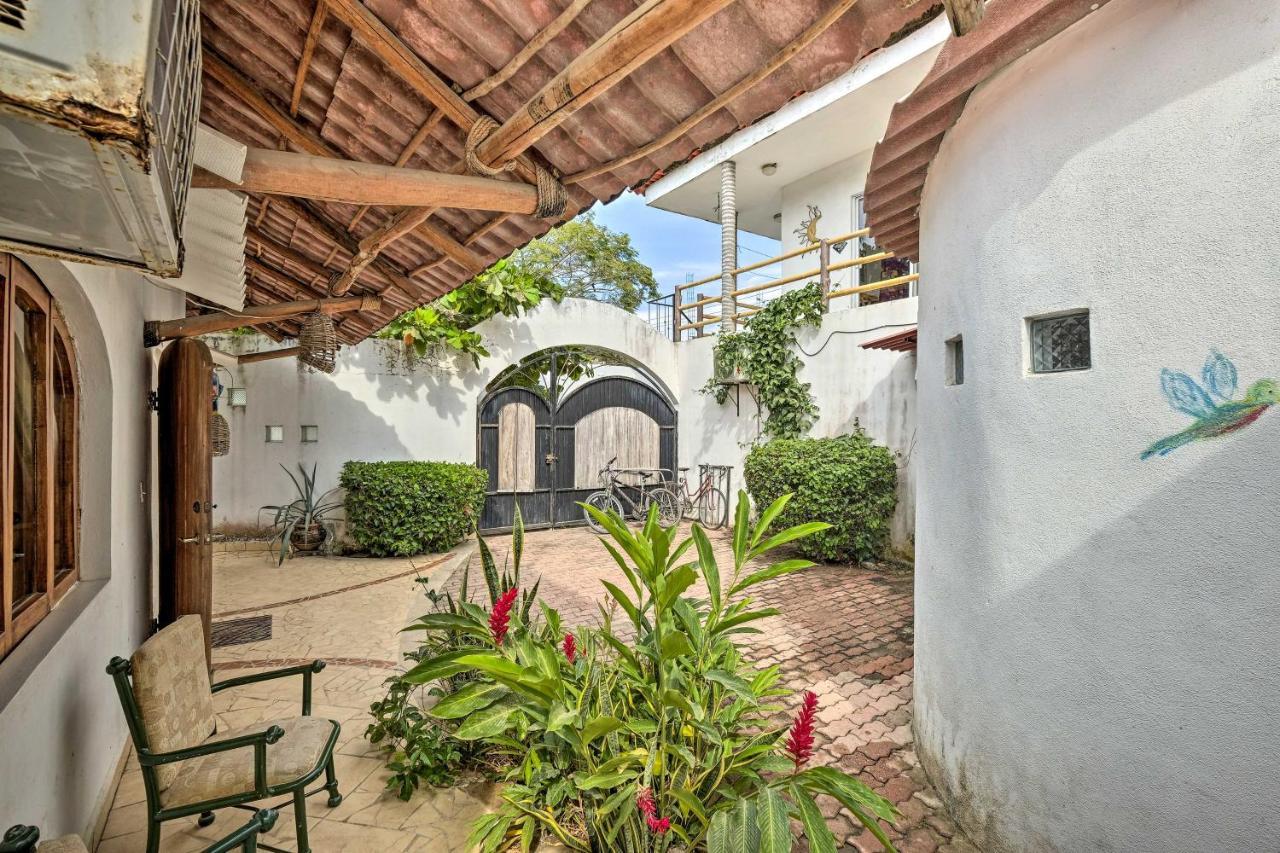 Apartment Tropical With Patio And Access! *